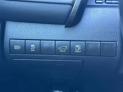 Used 2024 Toyota Camry SE image 34