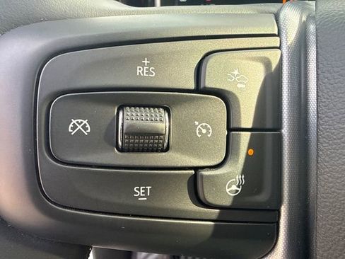 Used 2024 GMC Sierra 2500 SLE w/ SLE Convenience Package image 28