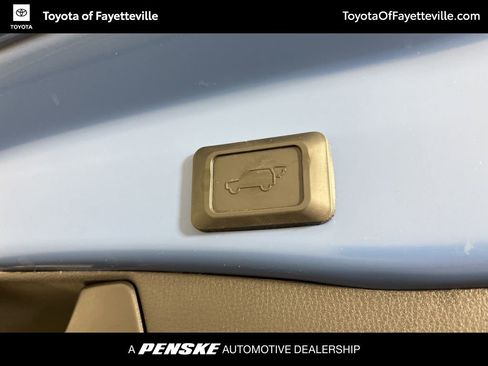 Certified 2022 Toyota RAV4 XSE image 11