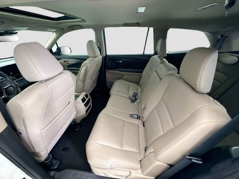 Used 2019 Honda Pilot EX-L image 19