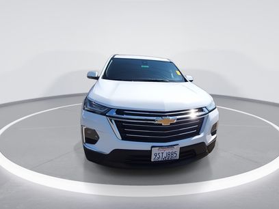 Used 2023 Chevrolet Traverse LT