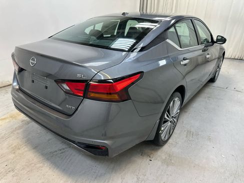 New 2025 Nissan Altima 2.5 SL image 11