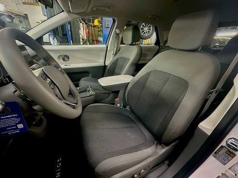 New 2026 Hyundai Ioniq 5 SE image 13