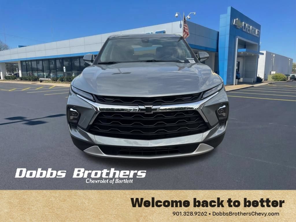 New 2026 Chevrolet Blazer LT FWD image 2