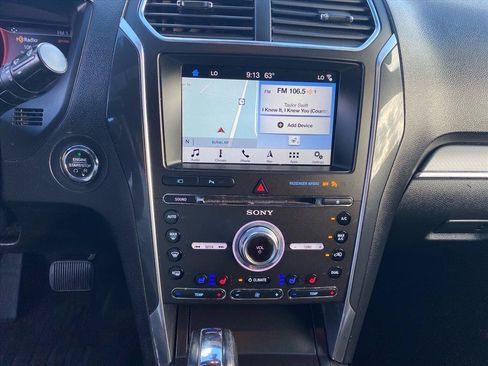 Used 2018 Ford Explorer Sport w/ Equipment Group 401A AWD/4WD image 11