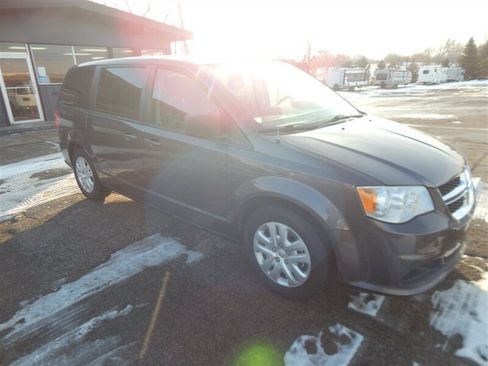 Used 2017 Dodge Grand Caravan SE w/ Power Window Group image 5