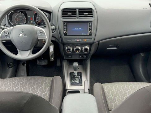 Used 2024 Mitsubishi Outlander Sport ES image 11