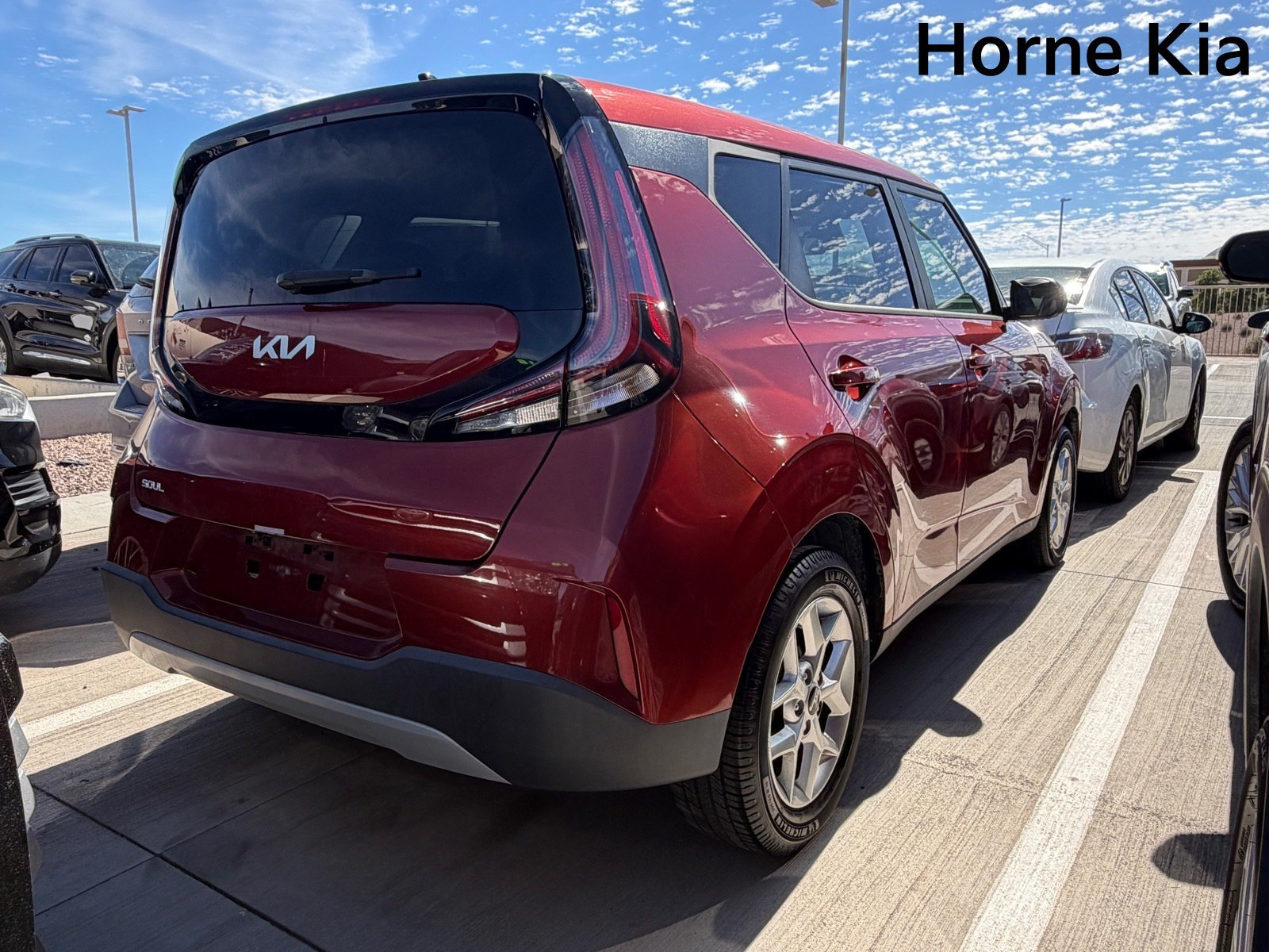 Certified 2023 Kia Soul LX w/ LX Technology Package FWD image 3