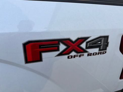 Used 2020 Ford F150 Lariat w/ Equipment Group 502A Luxury AWD/4WD image 8