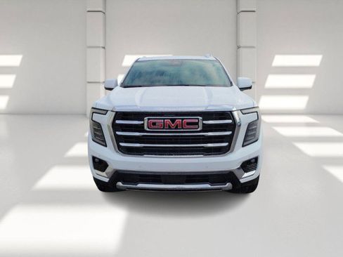 Used 2026 GMC Yukon XL Elevation w/ Elevation Premium Package image 2