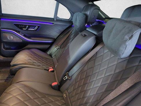 Certified 2023 Mercedes-Benz S 580 4MATIC Sedan image 19