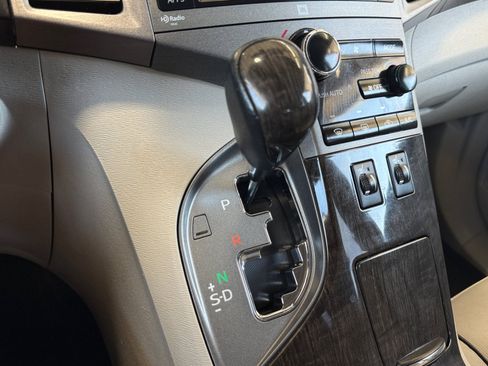 Used 2013 Toyota Venza XLE w/ XLE Premium Pkg FWD image 19