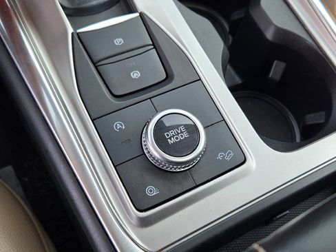 Used 2021 Ford Explorer Limited w/ Equipment Group 301A image 31