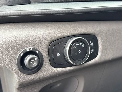 Used 2020 Ford Transit 350 XLT image 24