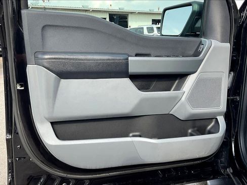 Used 2023 Ford F150 XLT image 19