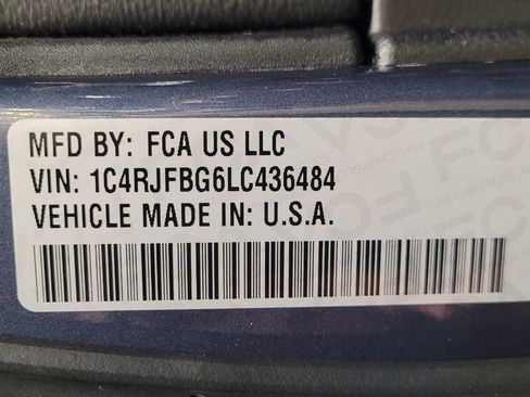 Used 2020 Jeep Grand Cherokee Limited X image 33