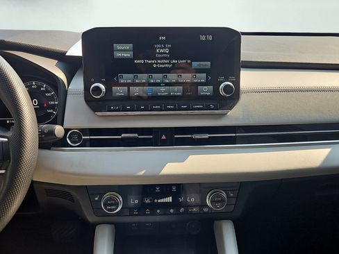 Used 2023 Mitsubishi Outlander SEL 40th Anniversary AWD/4WD image 14