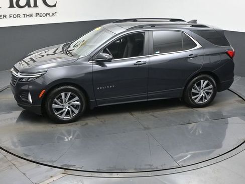 Used 2023 Chevrolet Equinox LT image 57