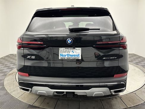 Used 2026 BMW X5 xDrive50e w/ Climate Comfort Package image 15