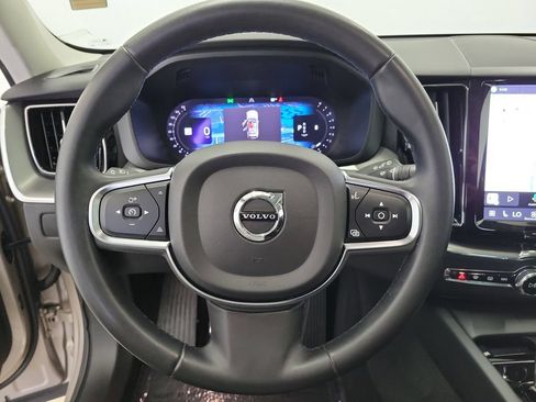 Used 2024 Volvo XC60 B5 Core AWD/4WD image 24