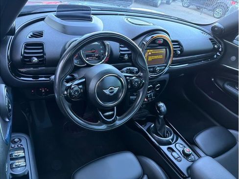 Used 2017 MINI Cooper Clubman S image 2