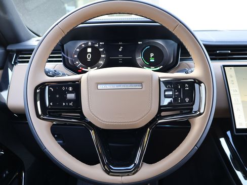 New 2026 Land Rover Range Rover Sport Dynamic SE AWD/4WD image 15
