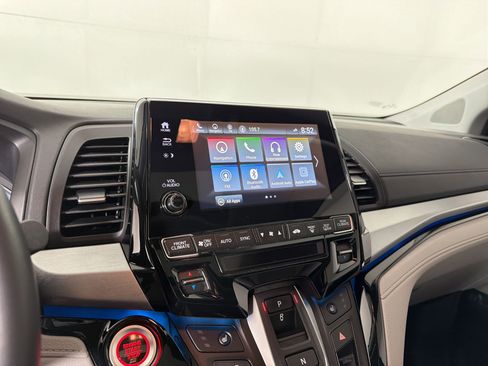 Certified 2023 Honda Odyssey Touring image 23