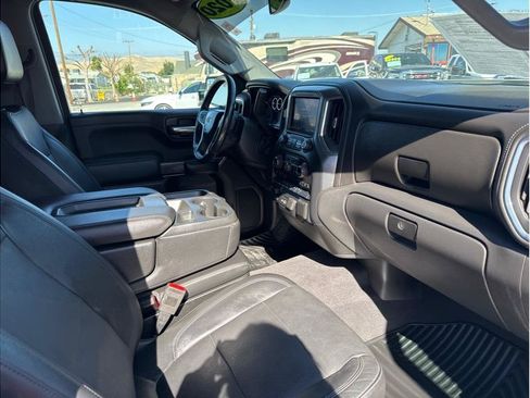 Used 2020 Chevrolet Silverado 1500 LTZ AWD/4WD image 10