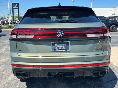 New 2026 Volkswagen Atlas Cross Sport SEL R-Line AWD/4WD image 3