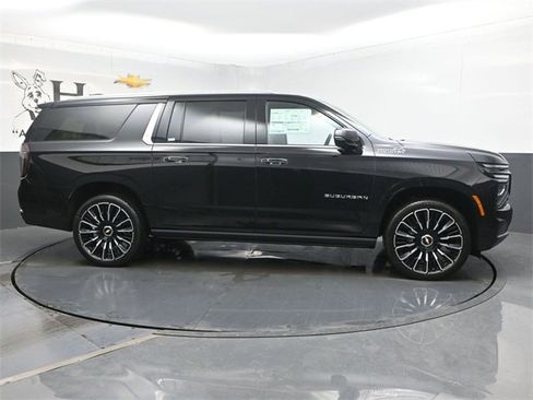 New 2026 Chevrolet Suburban High Country image 1