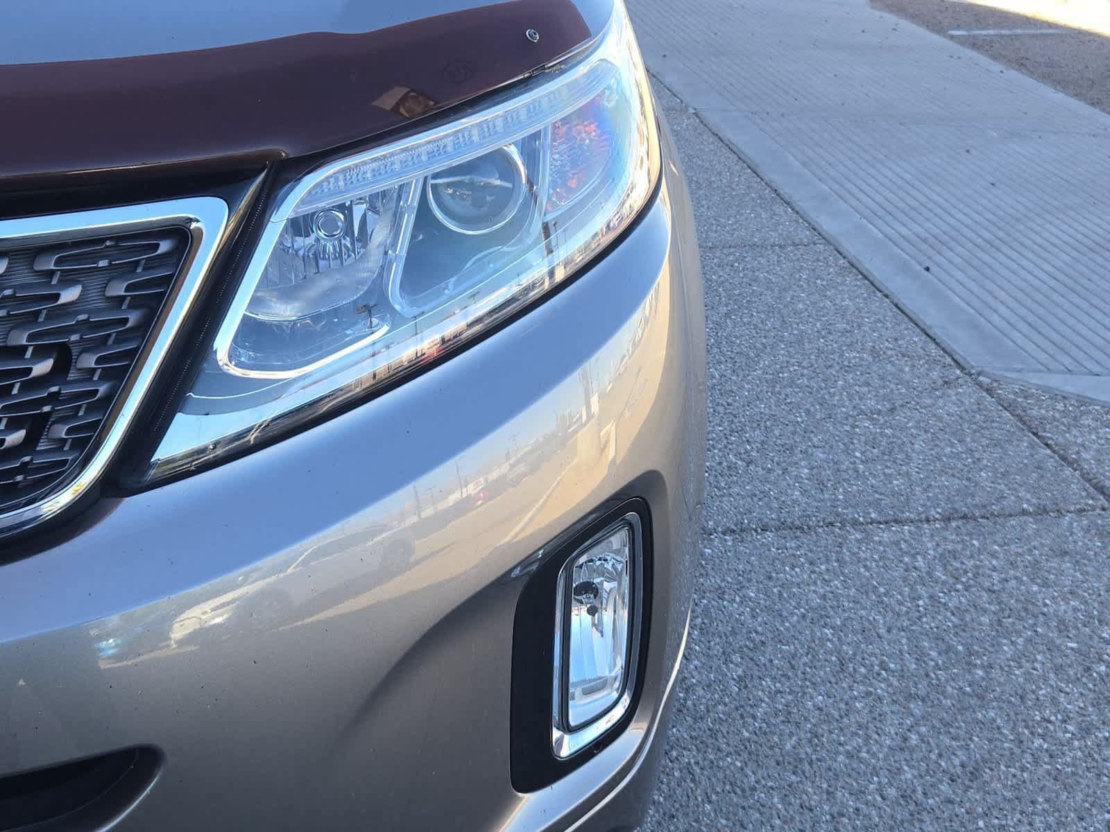 Used 2014 Kia Sorento SX w/ 3rd Row Package FWD image 11