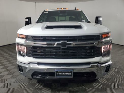 New 2026 Chevrolet Silverado 3500 LT w/ All Star Edition image 9