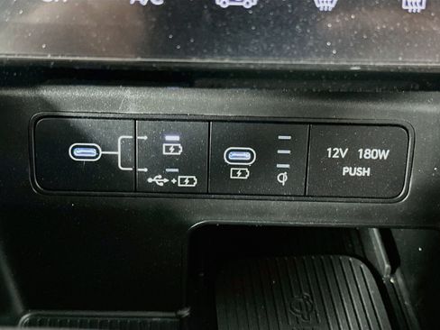 Used 2025 Hyundai Tucson SEL FWD image 26