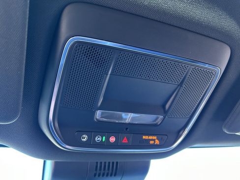 Used 2025 GMC Sierra EV Denali image 57