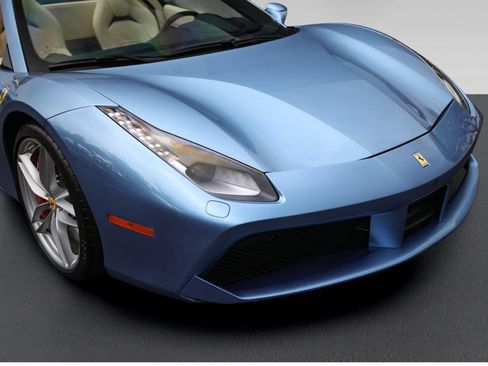 Certified 2019 Ferrari 488 Spider RWD image 12