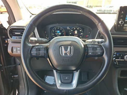 Used 2023 Honda Pilot Elite image 20