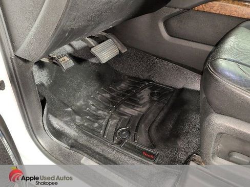 Used 2016 Chevrolet Suburban LTZ image 19