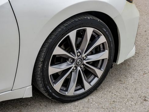Used 2022 Nissan Maxima Platinum w/ Sport Mat Group FWD image 59