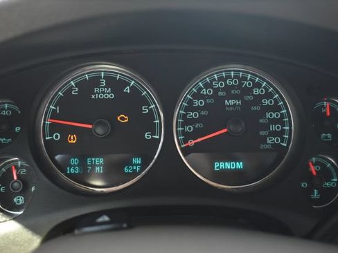 Used 2009 Chevrolet Tahoe LTZ AWD/4WD image 23