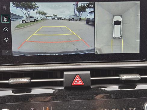 New 2026 Kia Sportage SX FWD image 13