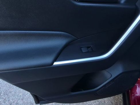 Used 2021 Toyota RAV4 LE w/ Carpet Mat Package (TMS) AWD/4WD image 33