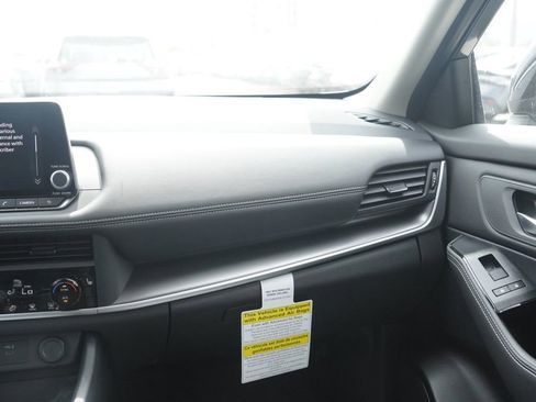 New 2026 Nissan Rogue SV FWD image 22