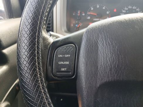 Used 2006 Jeep Wrangler Unlimited AWD/4WD image 17