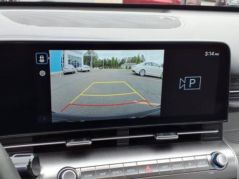 Used 2025 Hyundai Kona SEL FWD image 18