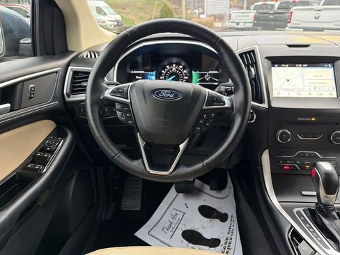 Used 2018 Ford Edge SEL w/ Equipment Group 201A image 15
