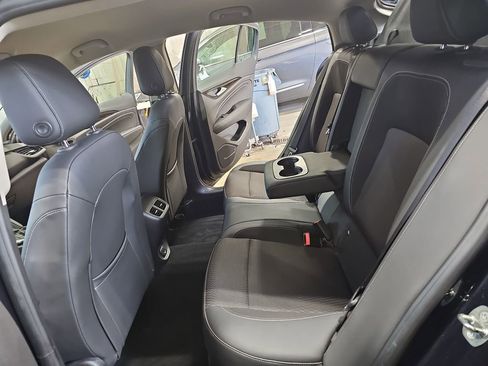 Used 2018 Buick Regal Preferred w/ Driver Confidence Package #1 image 13