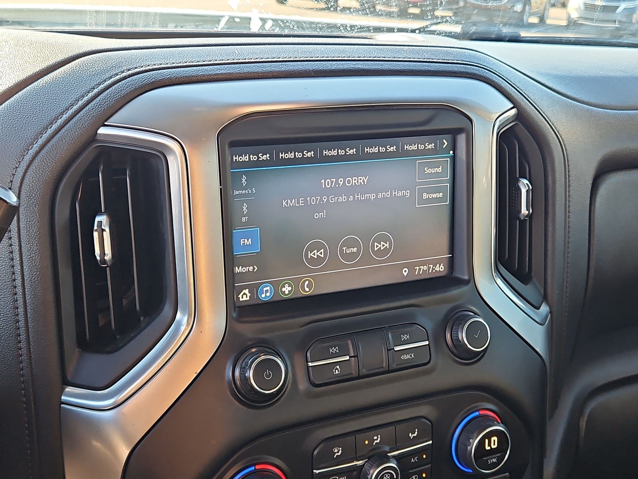 Used 2019 Chevrolet Silverado 1500 RST w/ All-Star Edition AWD/4WD image 18