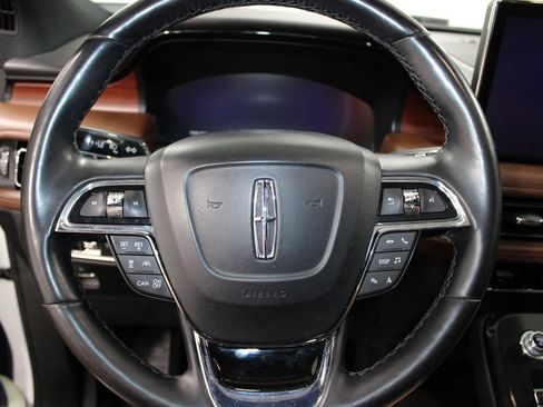 Used 2022 Lincoln Nautilus Reserve w/ Equipment Group 201A FWD image 35