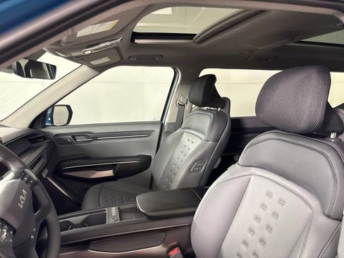 New 2026 Kia EV9 Wind AWD/4WD image 30