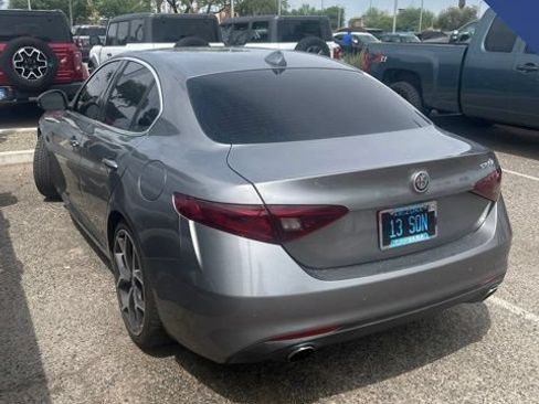 Used 2019 Alfa Romeo Giulia RWD image 3
